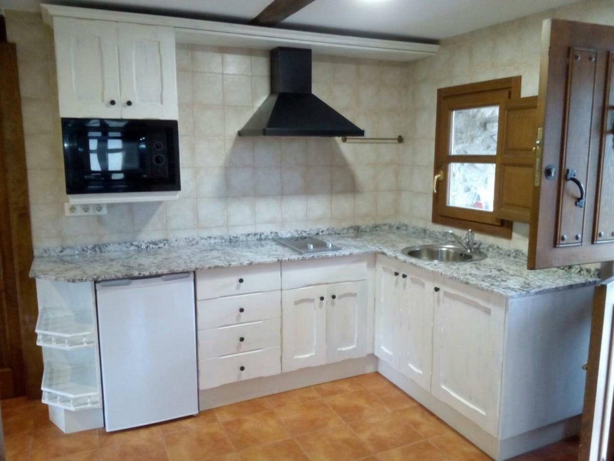 Casona Angliru Appartement Riosa Buitenkant foto