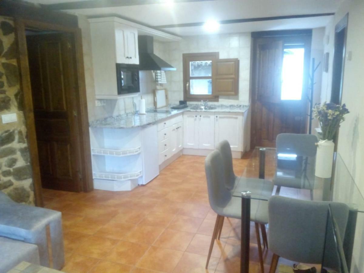 Casona Angliru Appartement Riosa Buitenkant foto